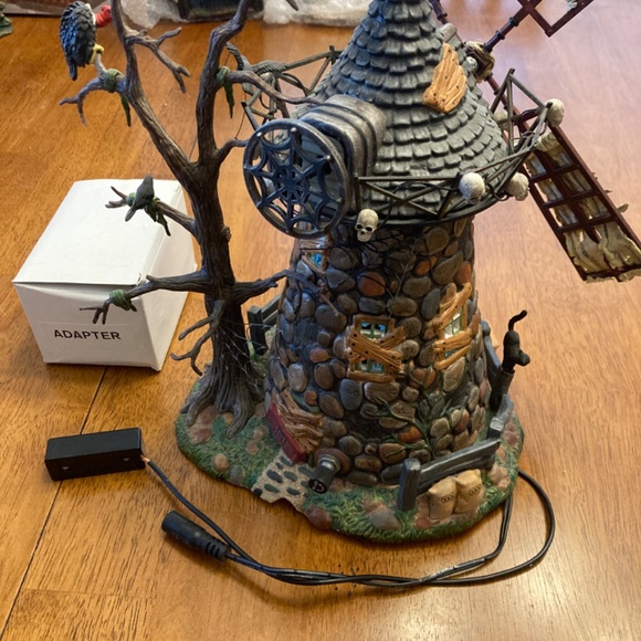 Department 56 Haunted Windmill - Picture 6 of 6